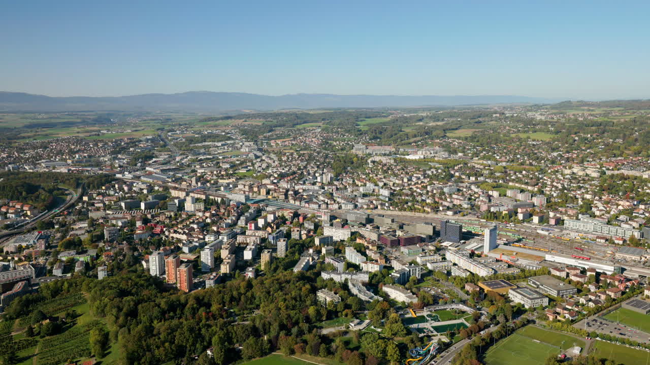 스위스 ouest-lausanne 주 vaud 칸톤 에 있는 renens 마을 의 공중 사진