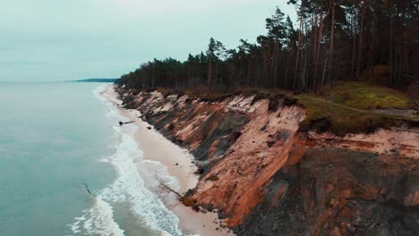 Polish-Baltic-Sea-coast-after-storm