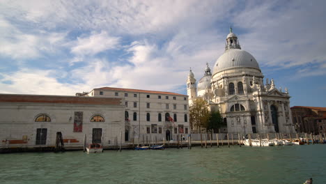 Stabilisierte-Aufnahme-Des-Canal-Grande-Von-Venedig-In-Italien