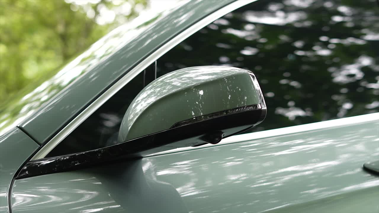 High-end electric car brand Seres 5 , electric automobile electric mirror