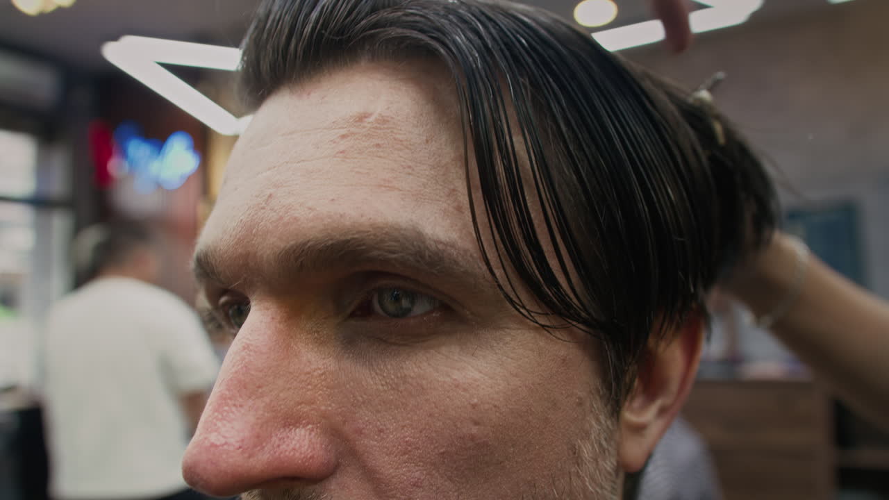 진행 중인 헤어스타일