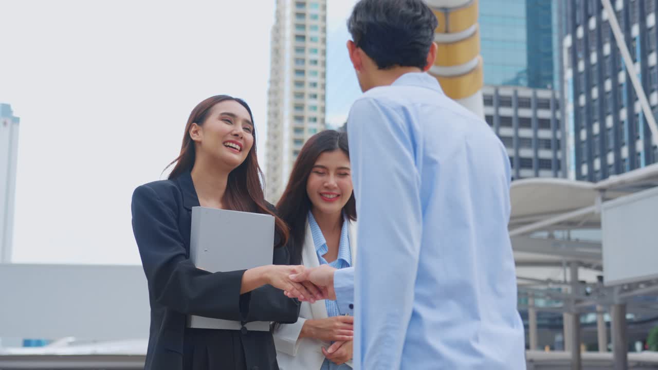 ビジネス取引や会議