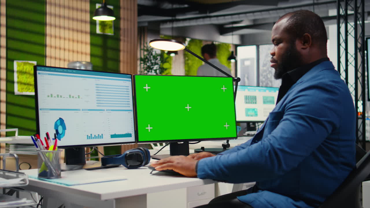 Vertical Video Black general director ensuring company success with green screen on pc