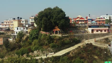 Hinduistische-Und-Buddhistische-Tempel-Und-Schreine-Gibt-Es-überall-In-Kathmandu