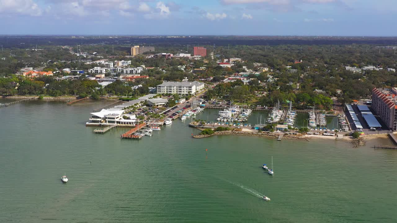 더니든 시내, 보트가 있는 플로리다 정박지, 멕시코 만과 탬파 베이의 드론 영상