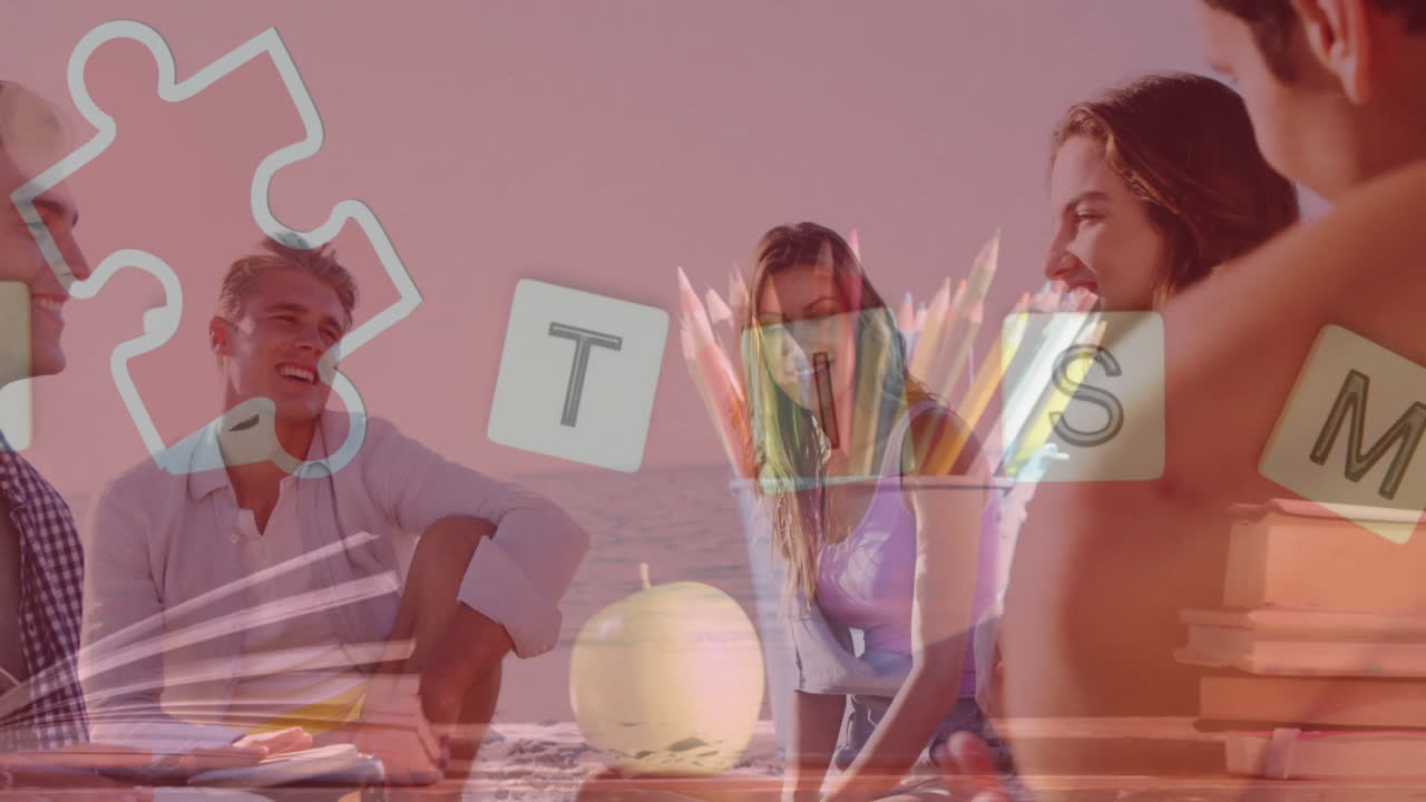 animación de coloridas piezas de rompecabezas y texto de autismo sobre amigos felices en una fiesta de playa de verano