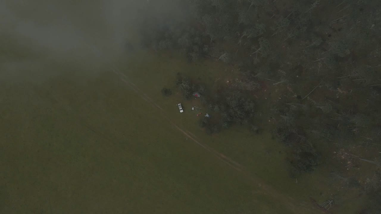 無人機射擊 雲中降落