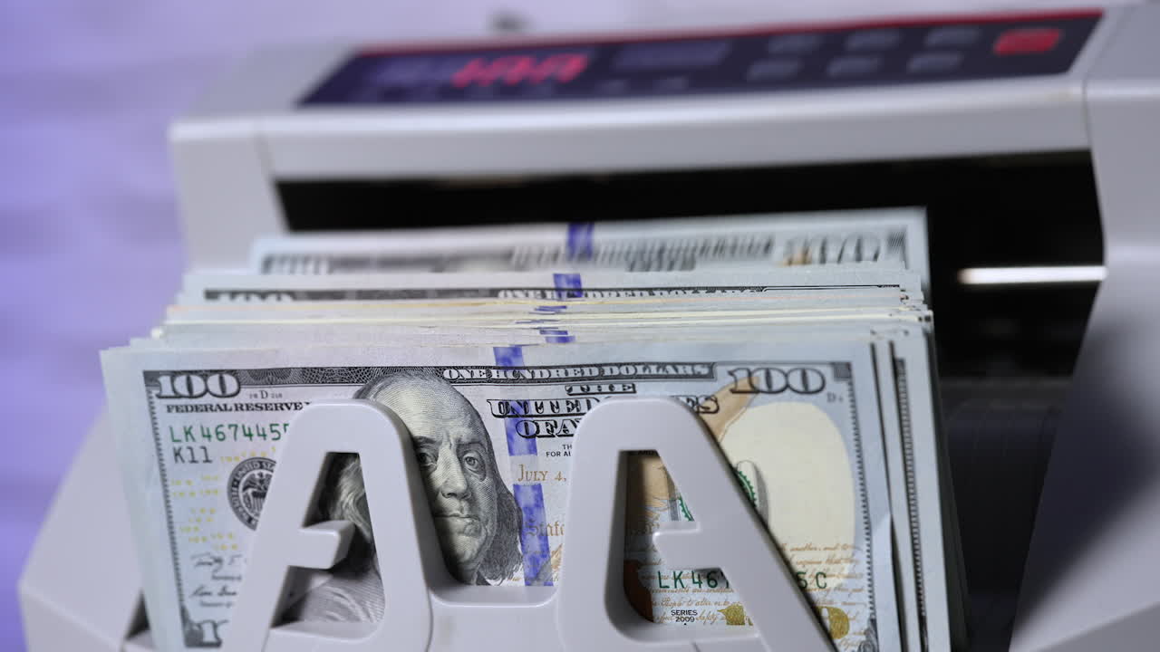 Cash counting machine for banking system. Currency counting for banking economics.