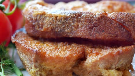 tostadas francesas crujientes apiladas