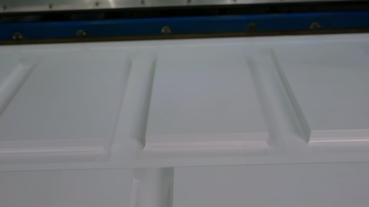 Wood Wrapped In A Industrial Vacuum Press Machine, Furniture Woodworking Manufacturing Plant