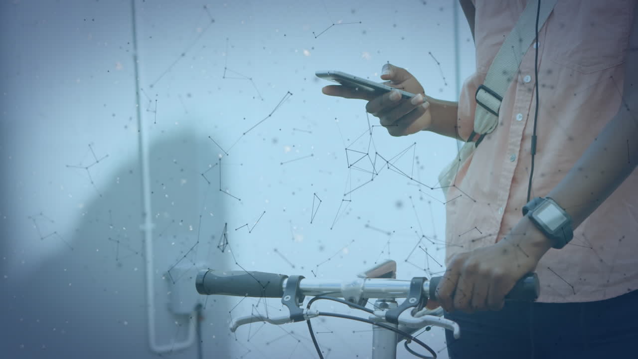 animación de redes de conexiones sobre mujeres usando teléfonos inteligentes