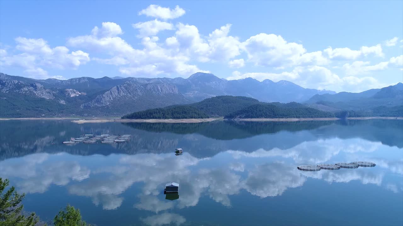 물고기 농장 의 공중 사진