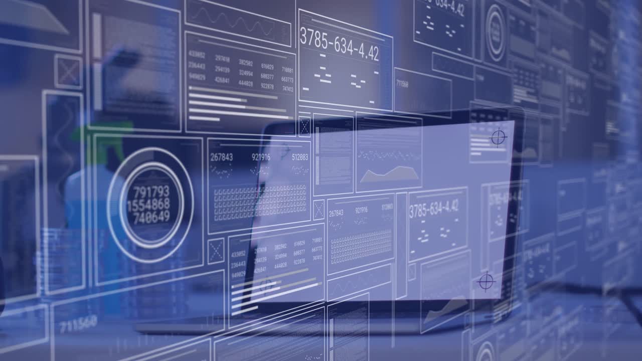 animación del procesamiento de datos en la computadora con pantalla en blanco