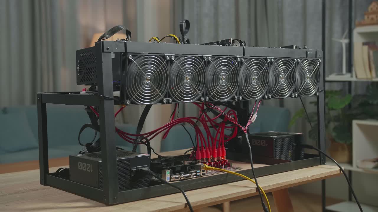 el cierre de la plataforma de minería de criptomonedas está en la mesa.