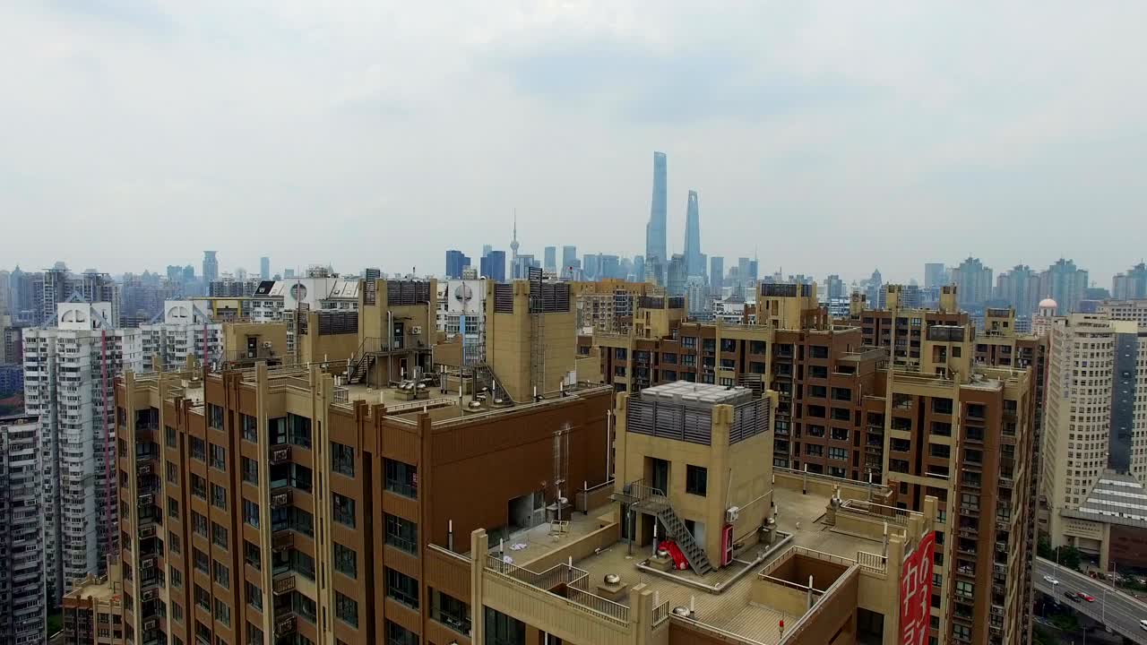 Shanghai, Cina - 7 luglio 2017: Vista aerea di una struttura edificata a Shanghai.