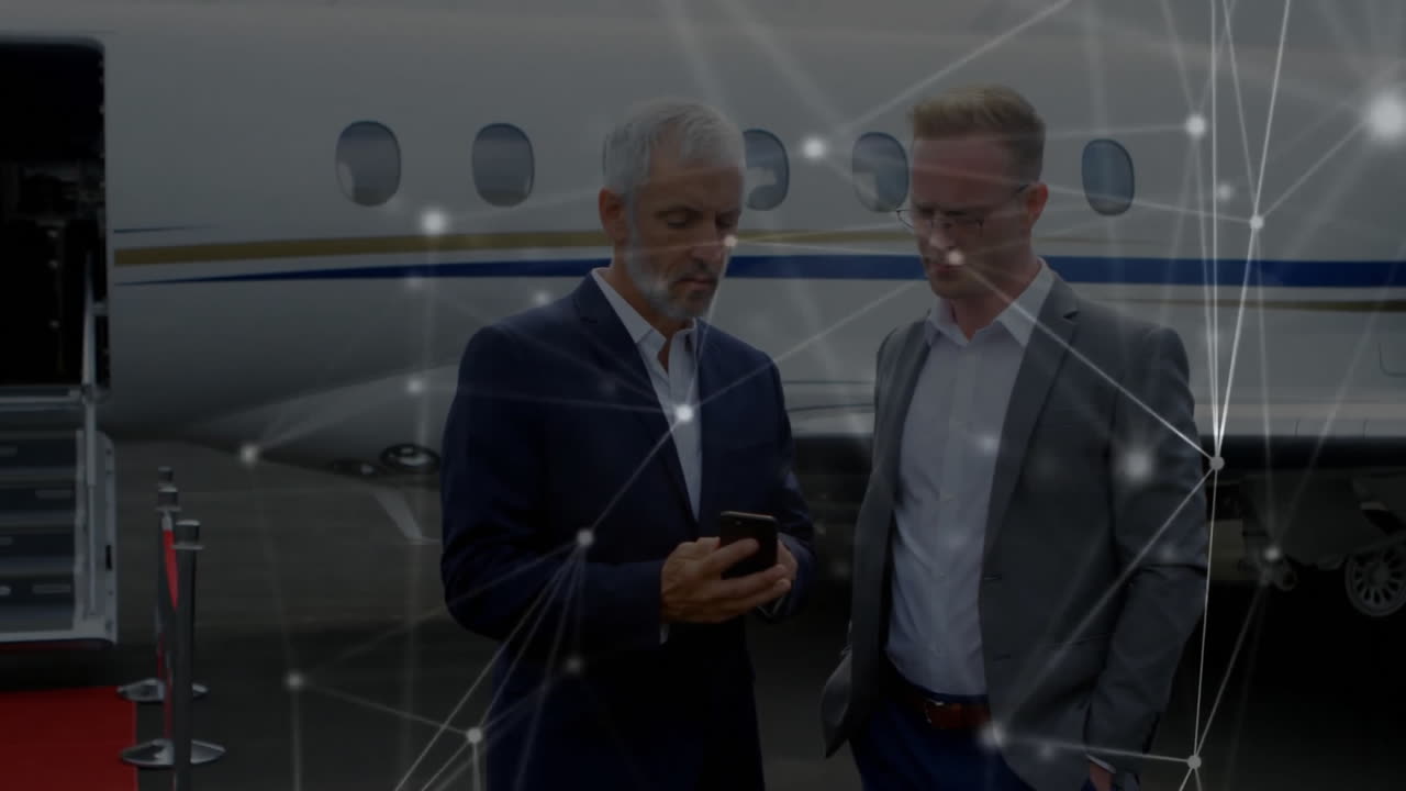 animación de la red de conexiones sobre diversos empresarios por avión