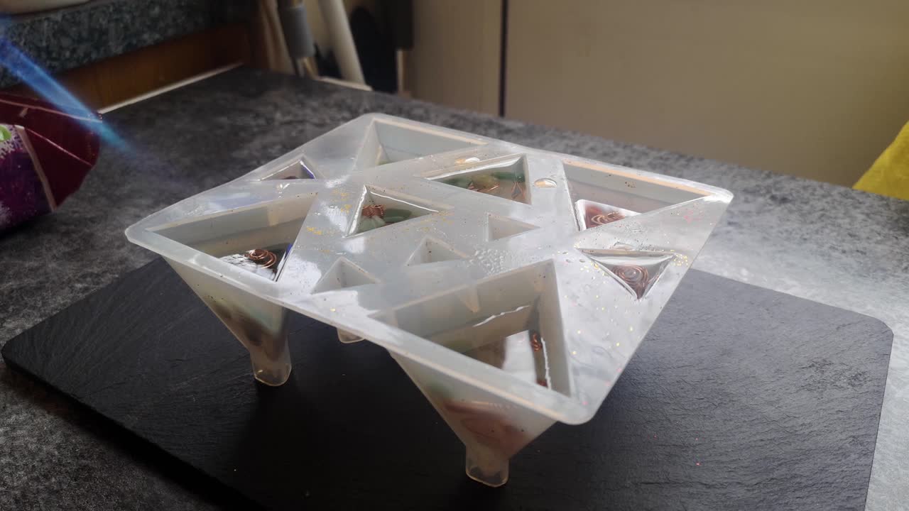 soplete orgone cristal piedra preciosa resina pirámide molde de silicona