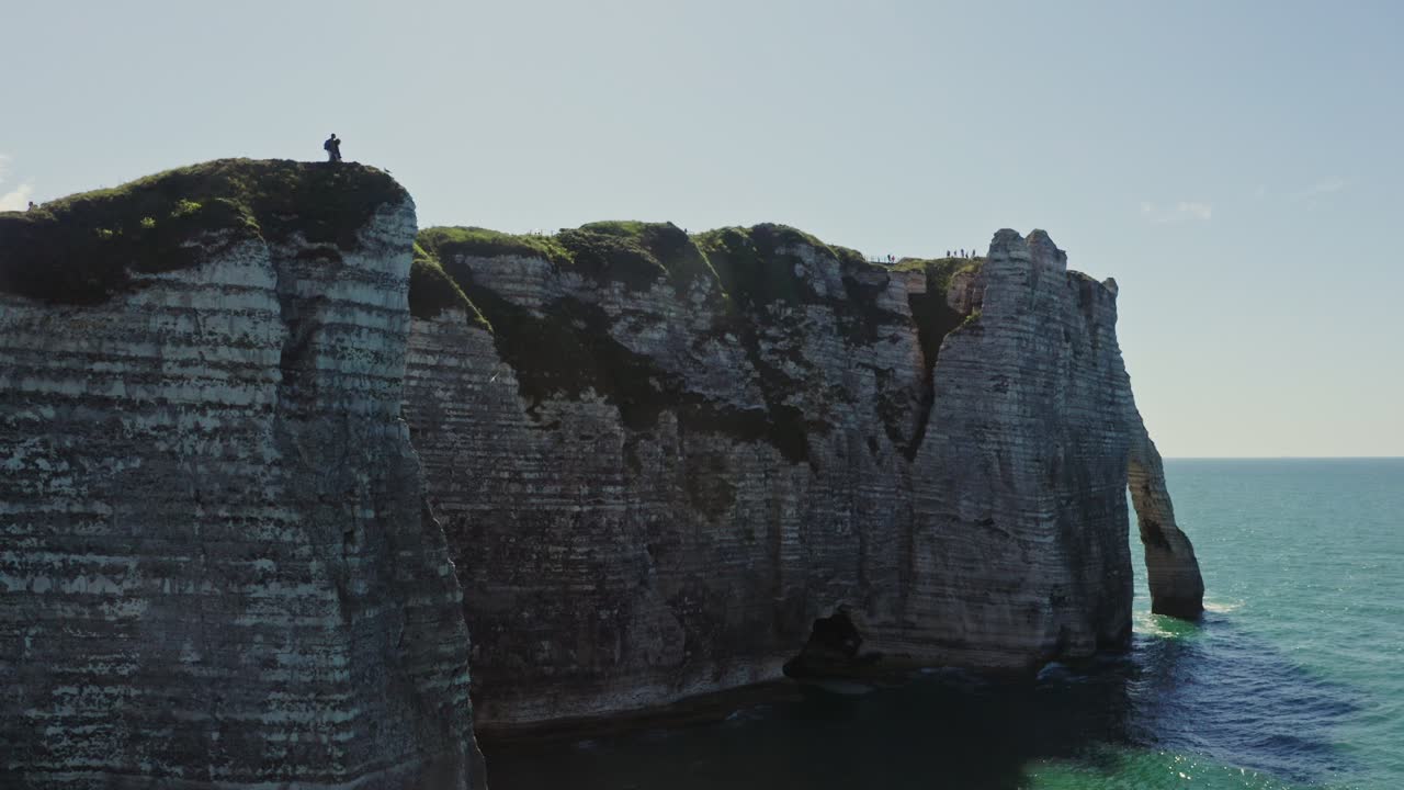 захватывающие дыхание скалы этрета, франция