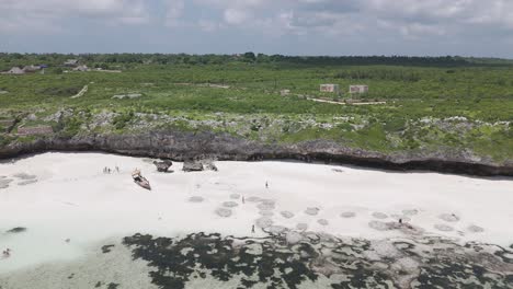 playas turísticas de arena blanca de la isla de zanzíbar, tanzania, desde el aire