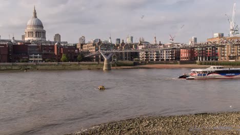 Millennium-Bridge-Dji-4k-01