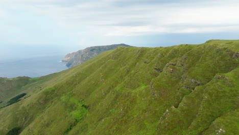 Grüne-Hohe-Berge-Der-Serra-Capelada-An-Der-Nordküste-Galiciens,-Spanien