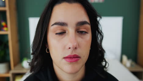 portrait of a brunette woman