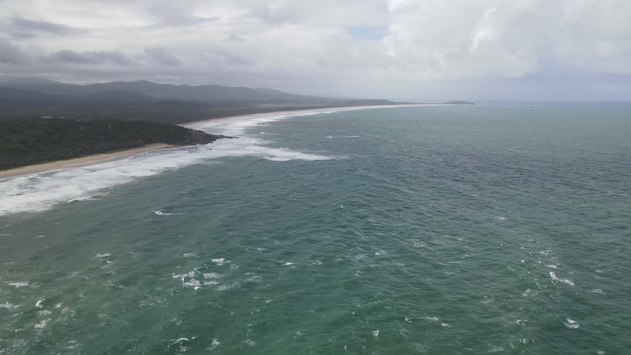 vista pintoresca del mirador del promontorio de boambee en la playa de sawtell