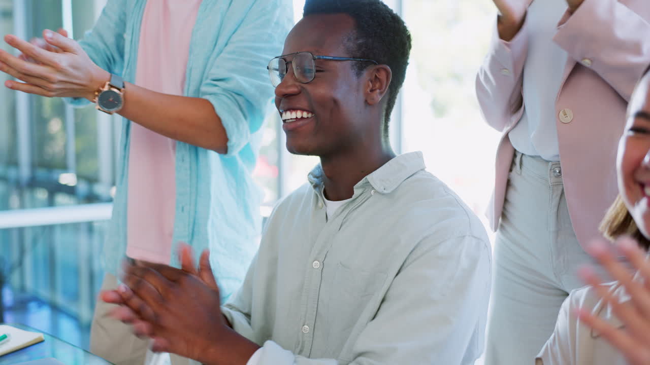 Creative business people, applause