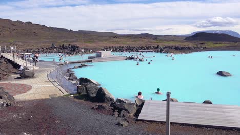 Gründungsaufnahme-Eines-öffentlichen-Thermalbads-In-Island-In-Der-Nähe-Von-Myvatn-Nur-Zur-Redaktionellen-Verwendung-1