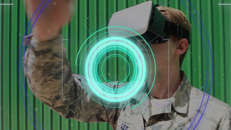 Lysspor over neon scopeskanner mod soldat i uniform iført VR-headset