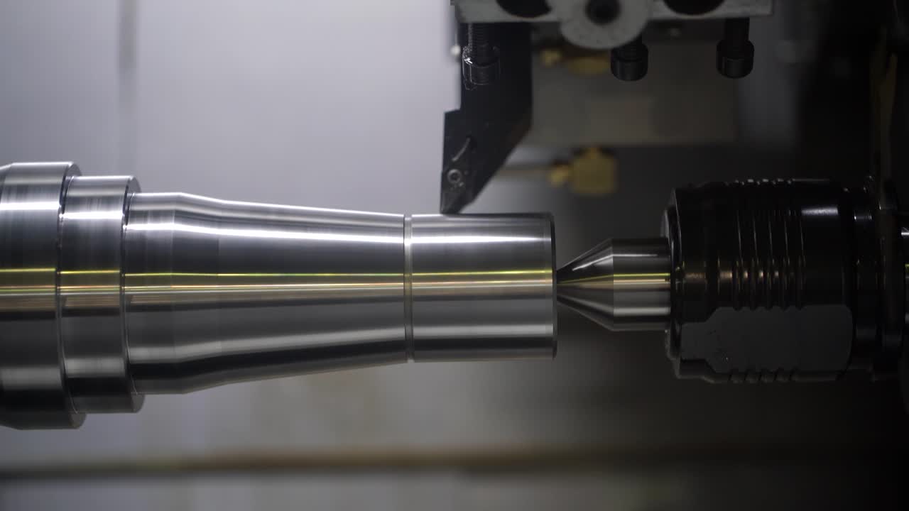 máquina de fresado cnc para el trabajo de metales.