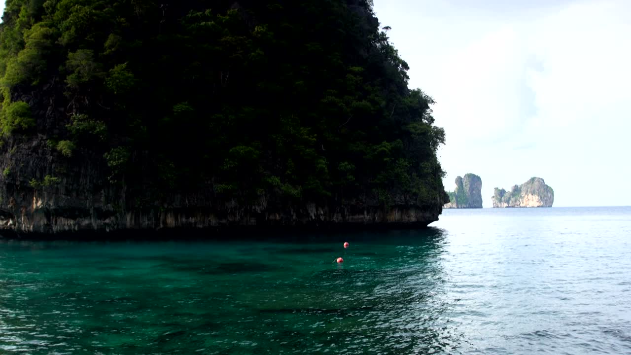 마야 베이 피 레 섬, 크라비, 태국