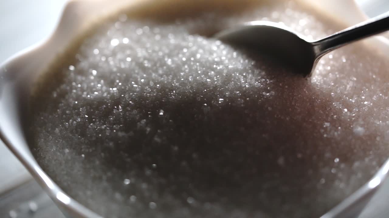 그에 넣은 설탕