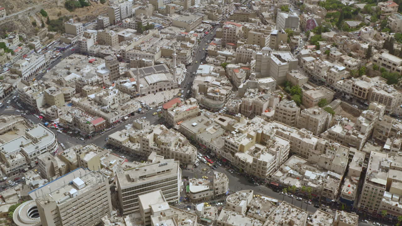 Ripresa aerea con drone su Amman - Giordania, giugno 2019
