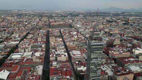 torre latinoamericana panorámica, vista al zócalo y más allá en el centro histórico de la ciudad de méxico