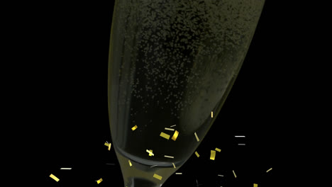 Animation-Von-Goldenem-Konfetti,-Das-über-Champagnerglas-Auf-Schwarzem-Hintergrund-Fällt