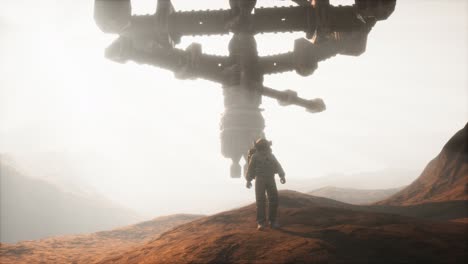 un astronauta caminando por el planeta marte.