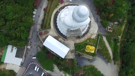 Vogelperspektive-über-Tian-Tan-Buddha-In-Phuket,-Thailand