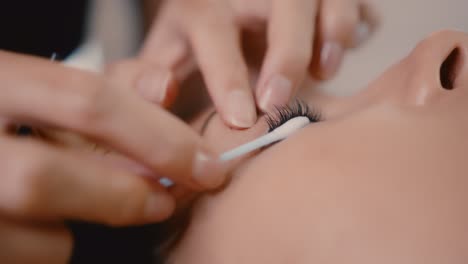 eyelash extension application