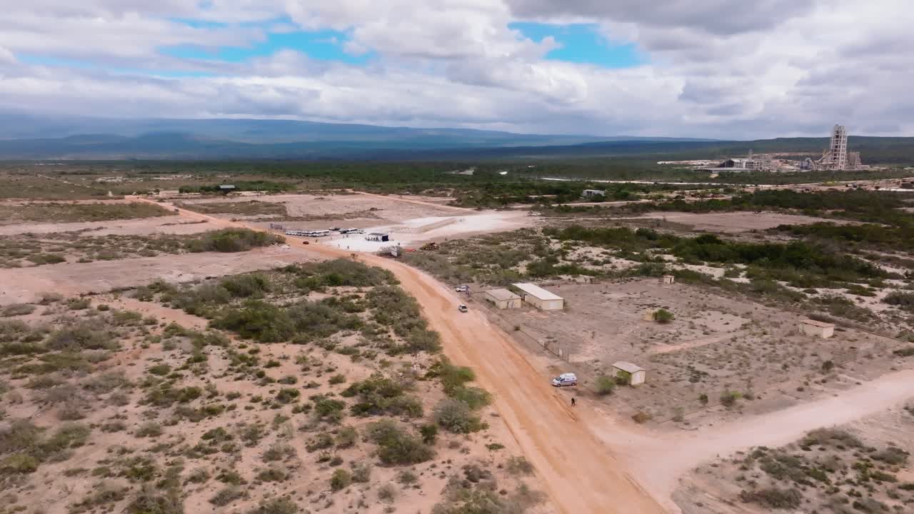 se inicia el proyecto de construcción del hotel iberostar y hyatt en el interior de la playa de pedernales en república dominicana