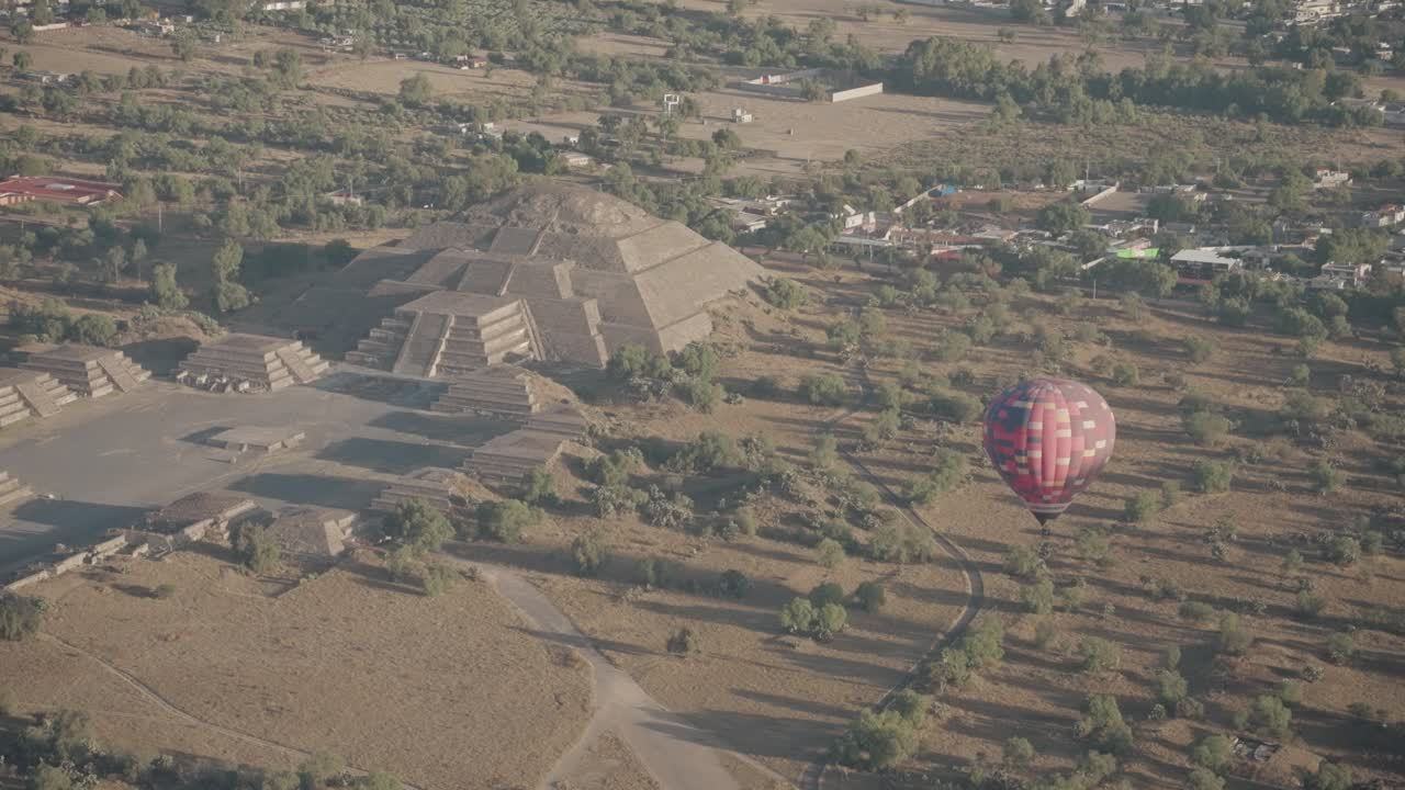 Aerial View of Teotihuacan Pyramids and Hot Air Balloon