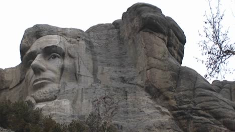 gesichter des berühmten präsidenten schmücken mt rushmore