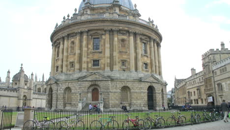 Exterior-View-Of-The-Oxford-Radcliffe-Camera