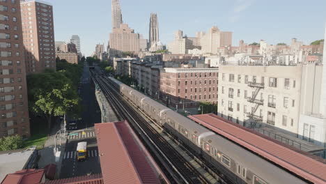 disparado en una tarde de verano en la calle 125 en la ciudad de nueva york