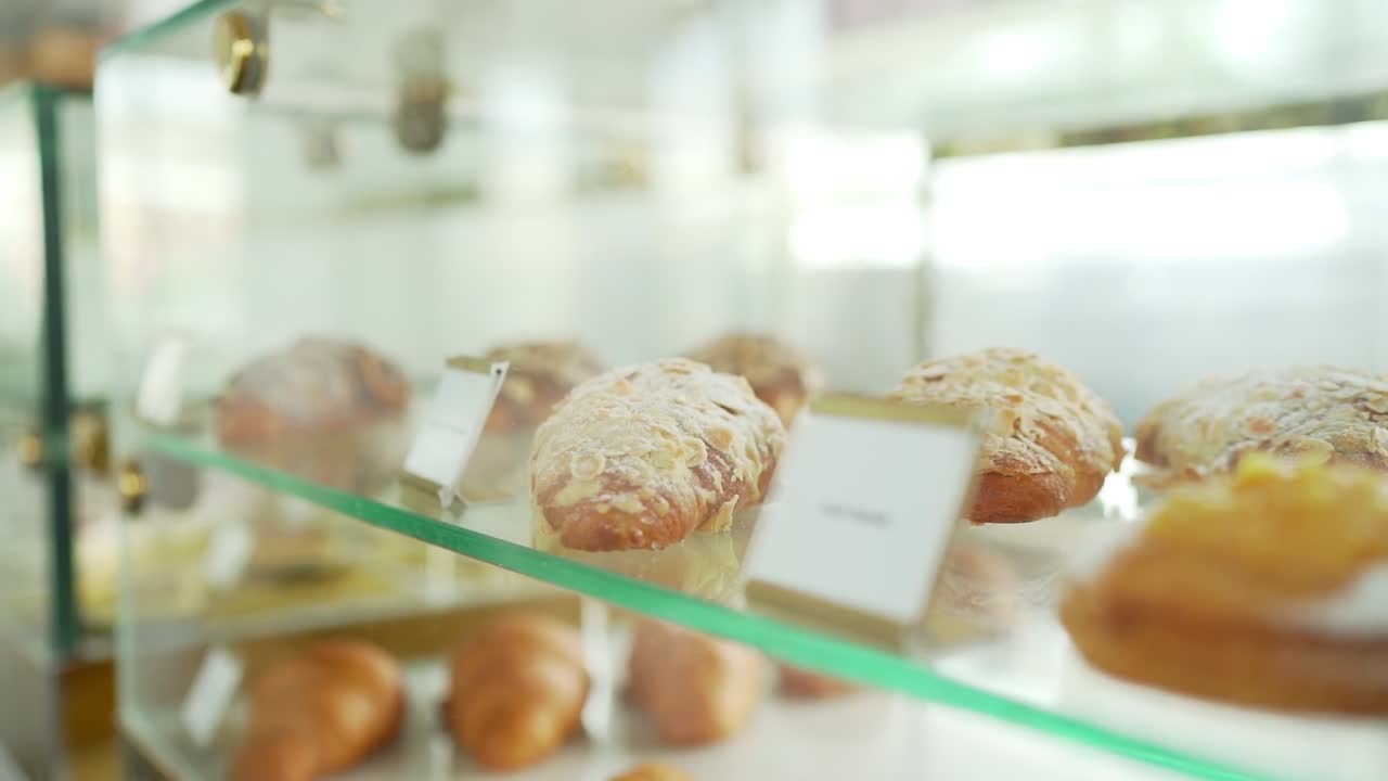 delicious food in fancy restaurant, close up shot