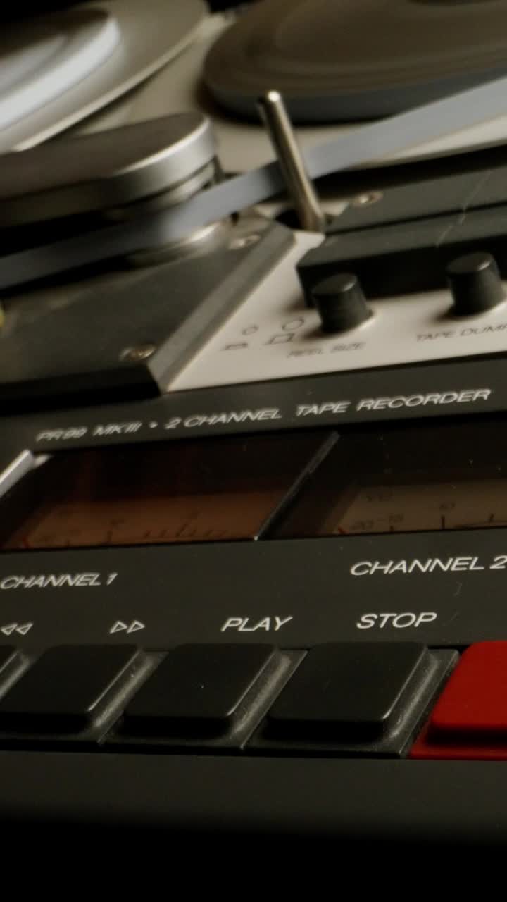 grabadora de cinta de dos canales de época