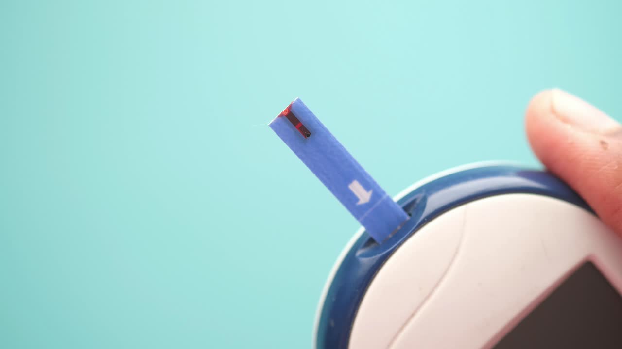 Blood Glucose Meter with Test Strip