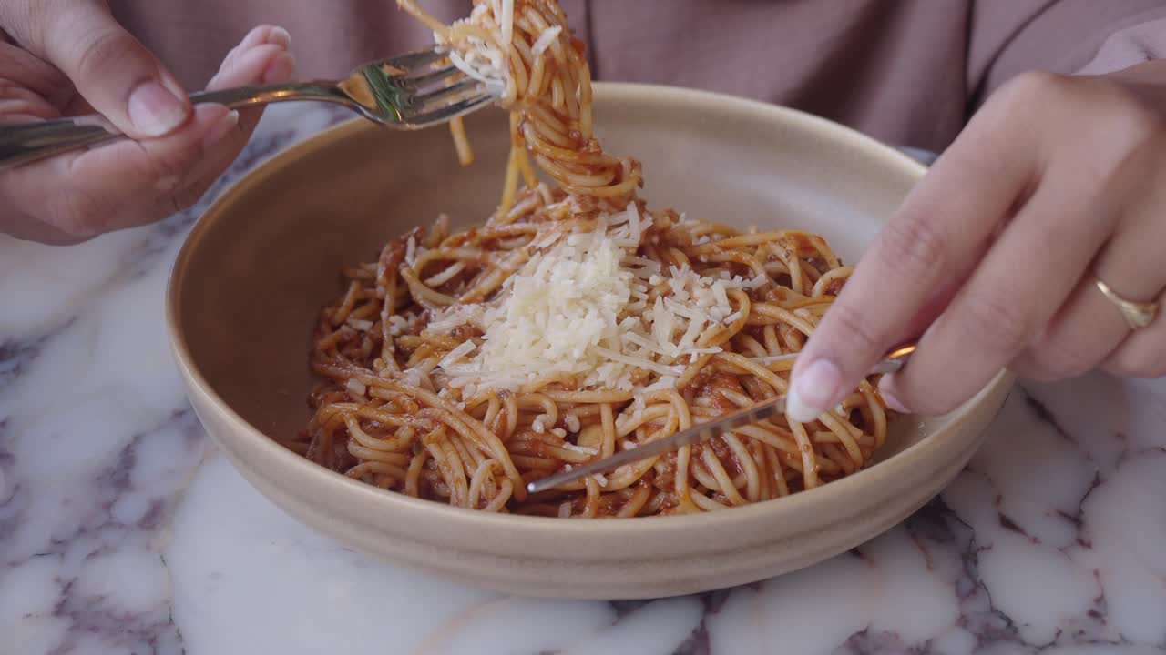 Spaghetti con formaggio