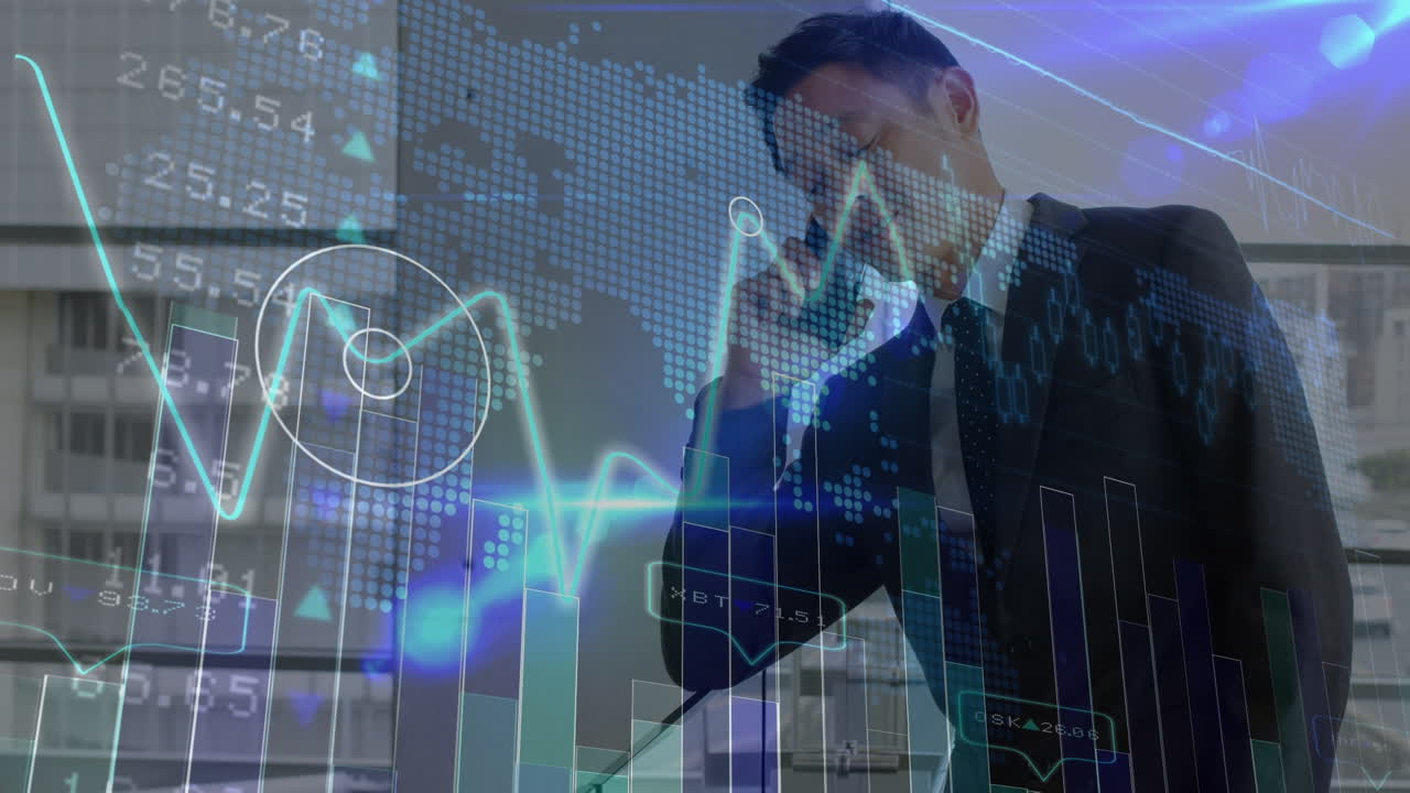 animación de gráficos financieros sobre un hombre de negocios biracial usando un teléfono inteligente