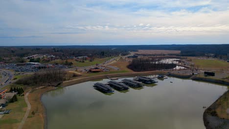 clarksville marina y liberty park en clarksville, tennessee